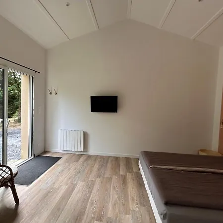 Holiday home Au Domaine Des Sources Grosbreuil